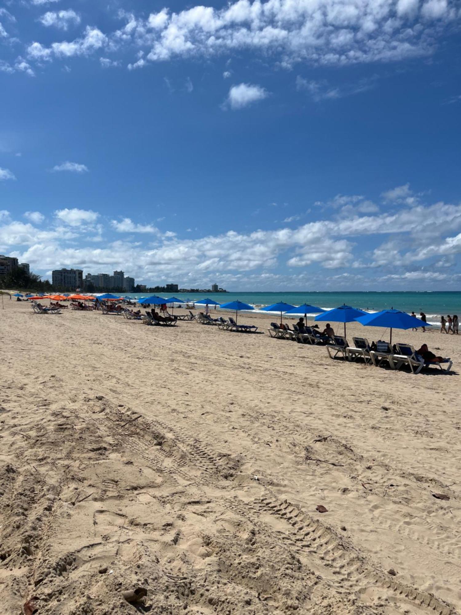 Posada Centric Studio Isla Verde San Juan Luaran gambar